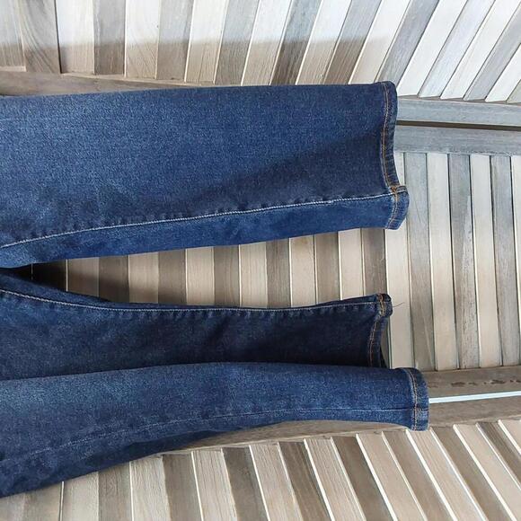 Women's High-Rise Relaxed Jeans - Ava & Viv | 24W - Picture 6 of 11